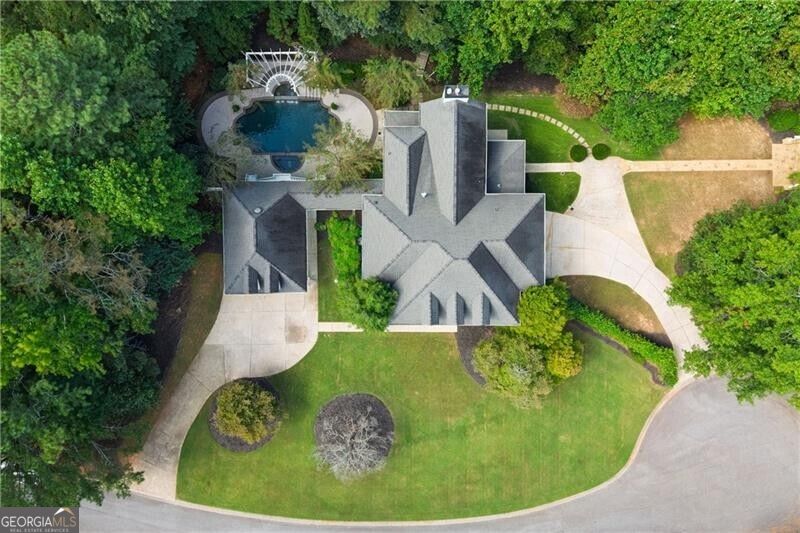 Photo of 1813 Wynthrop Manor Drive SW, Marietta, GA 30064 (MLS # 10850477)