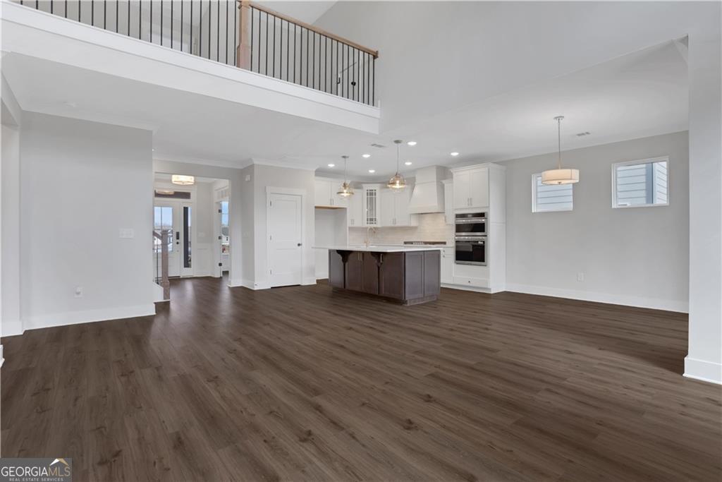 140 Coffee LN