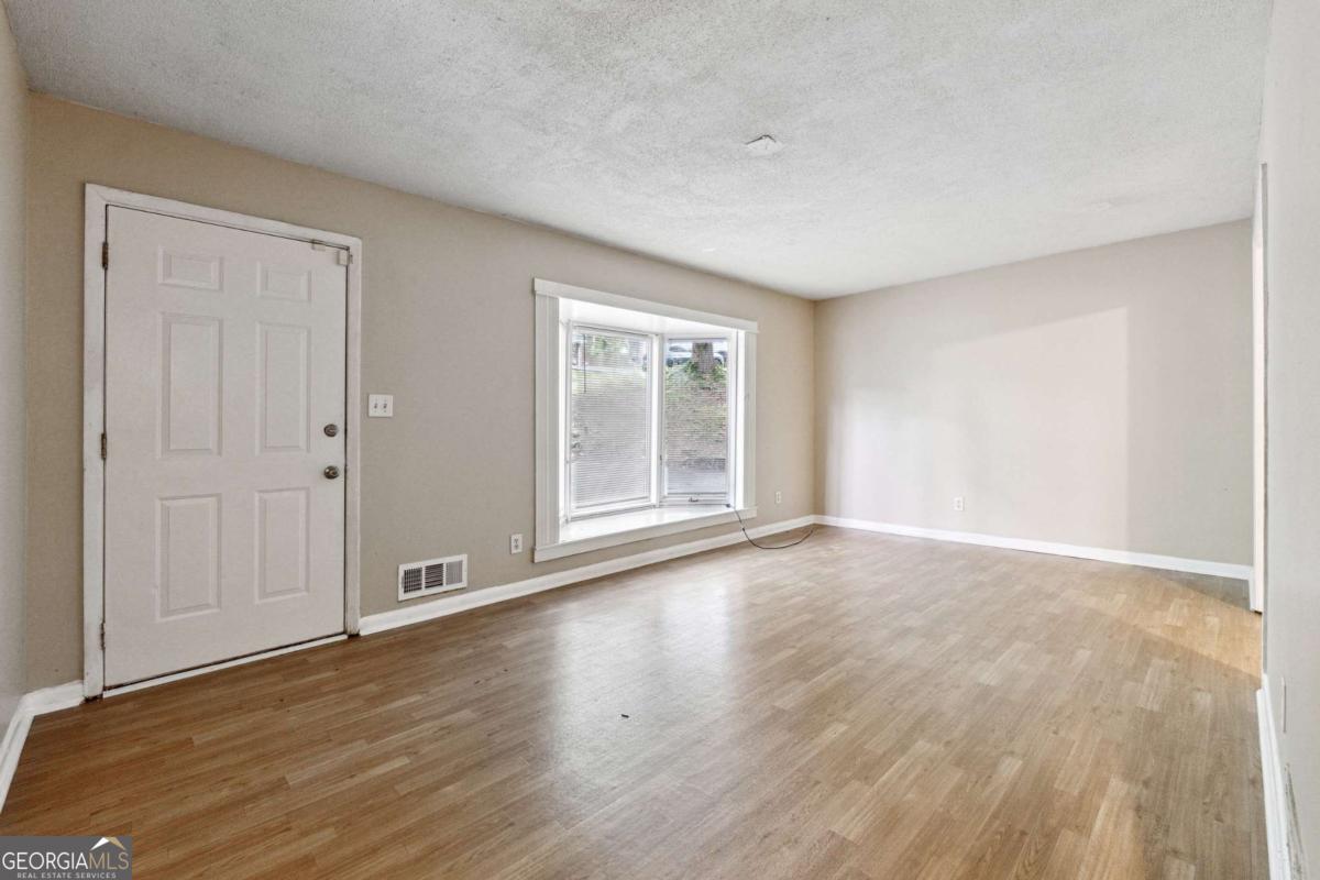 5786 Deerfield TRL