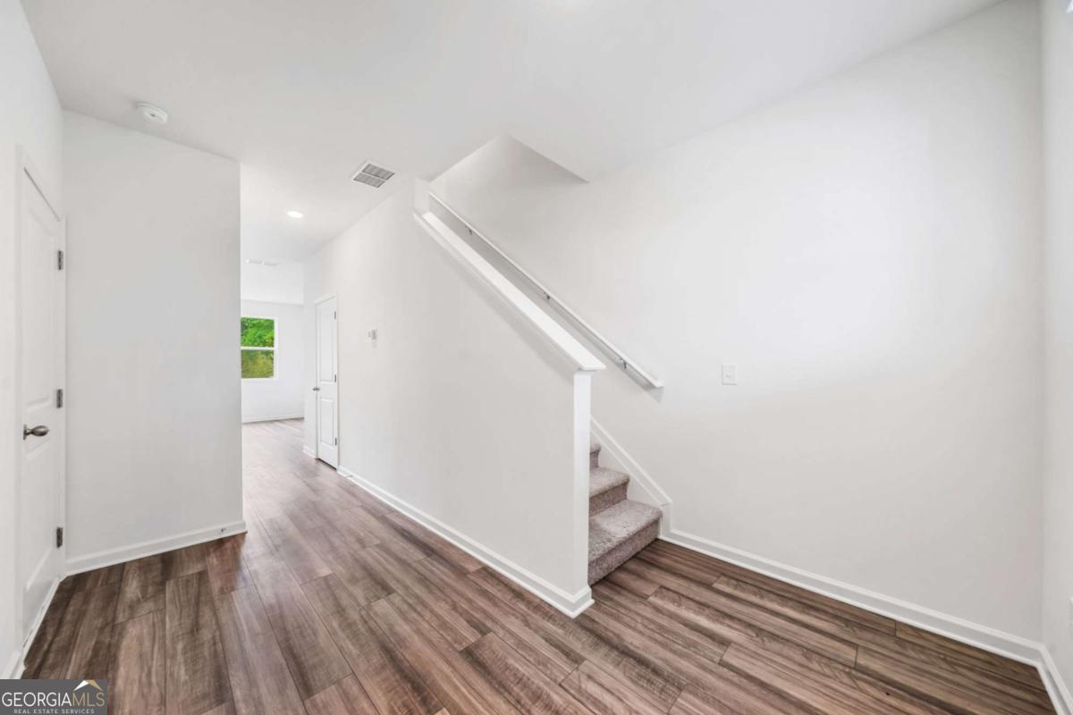 Greyson Parc - Residential Lease