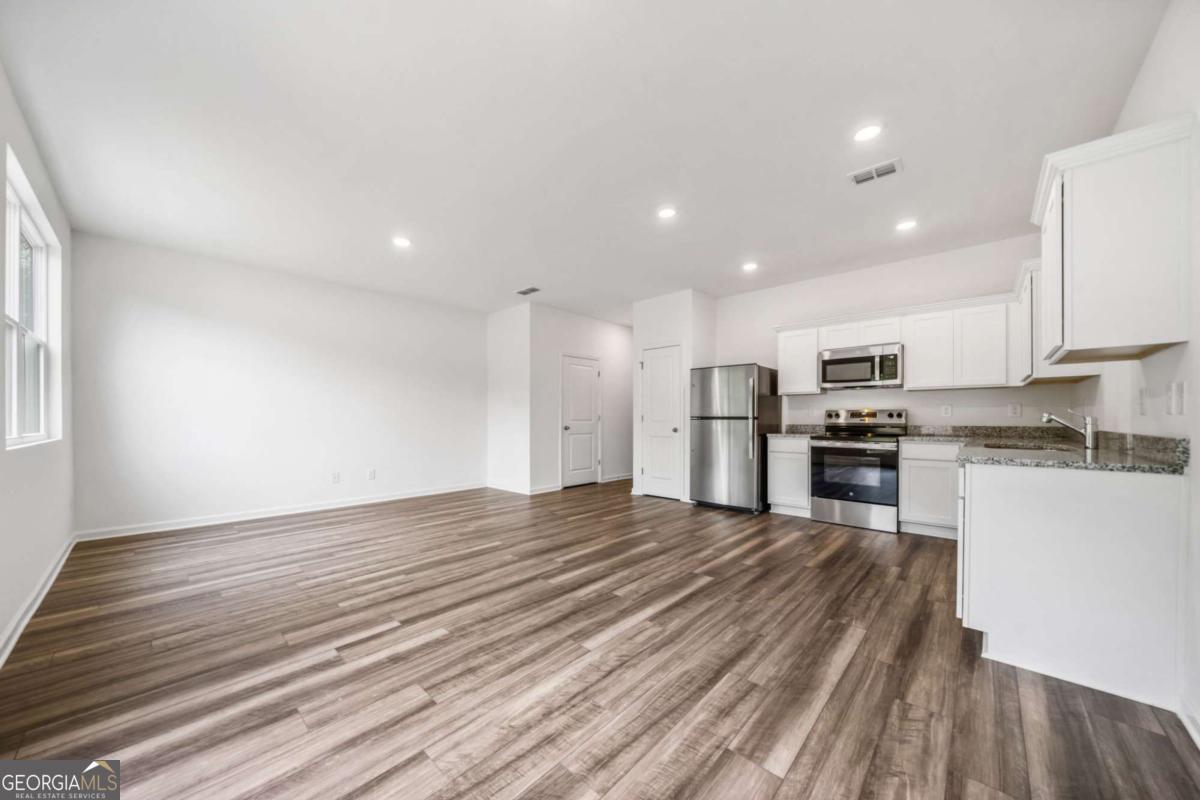 Greyson Parc - Residential Lease