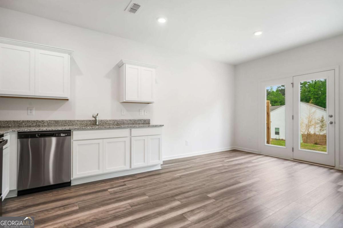 Greyson Parc - Residential Lease