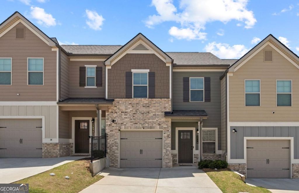 Photo of 2538 Polaris Way SW, Atlanta, GA 30331 (MLS # 10740872)