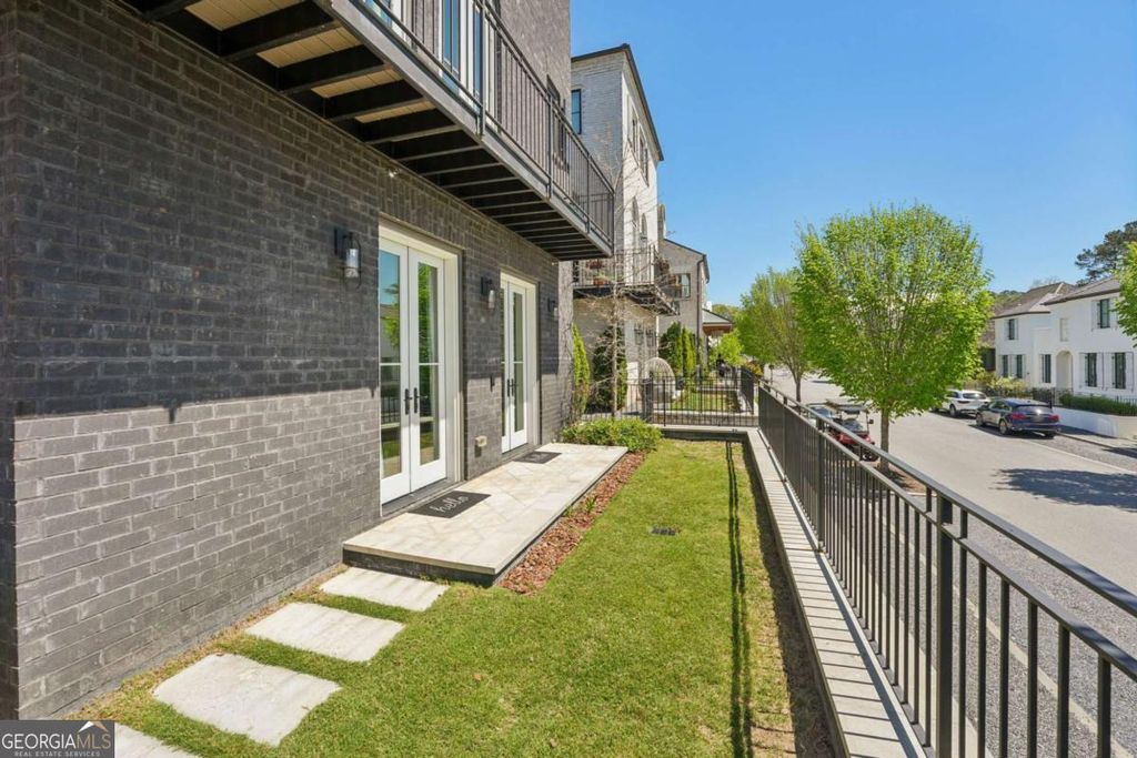 Photo of 165 High Street, Fayetteville, GA 30214 (MLS # 10728645)