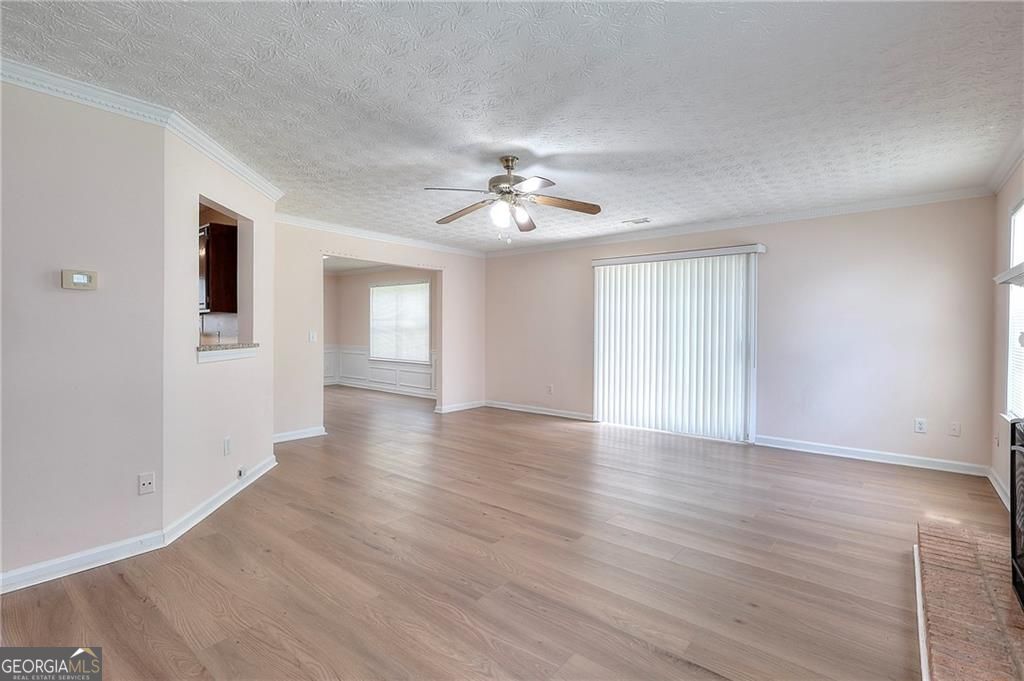 Lilburn, Georgia 30047, United States, 3 Bedrooms Bedrooms, ,3 BathroomsBathrooms,Residential,Active,172862