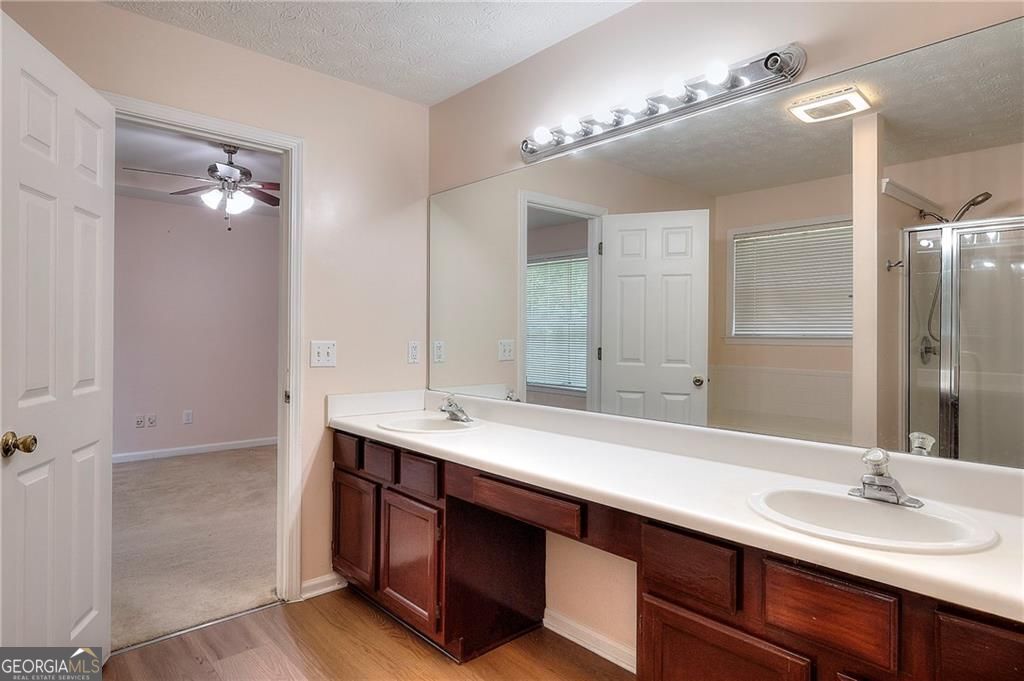 Lilburn, Georgia 30047, United States, 3 Bedrooms Bedrooms, ,3 BathroomsBathrooms,Residential,Active,172862