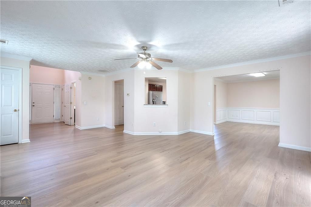 Lilburn, Georgia 30047, United States, 3 Bedrooms Bedrooms, ,3 BathroomsBathrooms,Residential,Active,172862