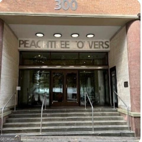 Photo of 300 Peachtree Street NE #5M, Atlanta, GA 30308 (MLS # 10647343)