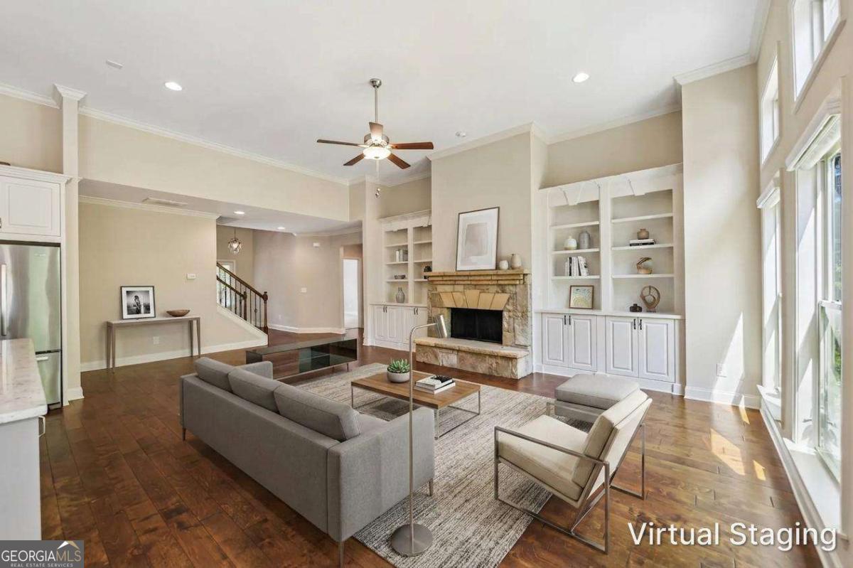1857 Cambridge SQ