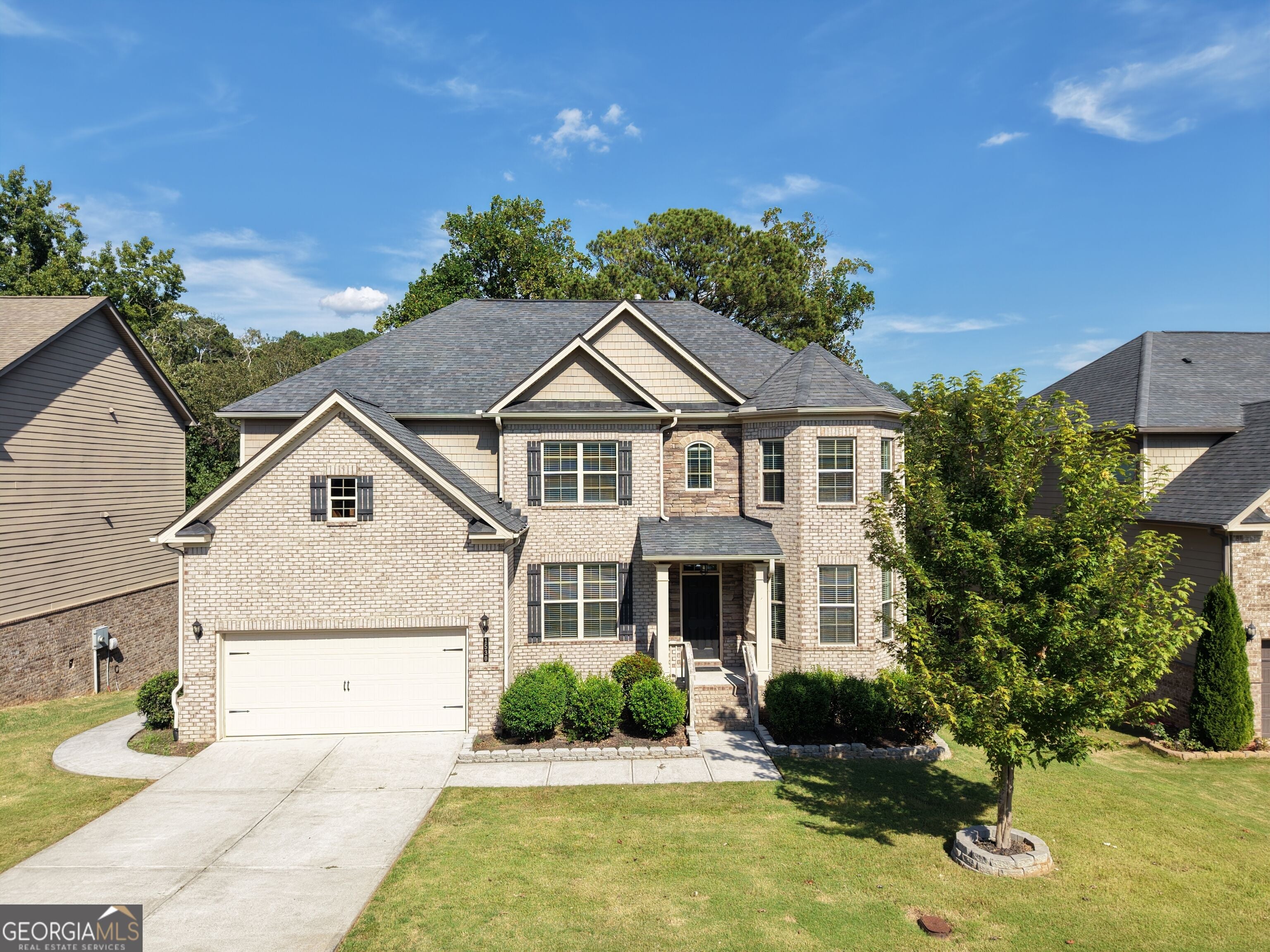1530 Dahlia DR