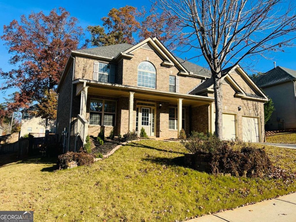 Photo of 7 Hollow Way Point, Newnan, GA 30265 (MLS # 10656663)