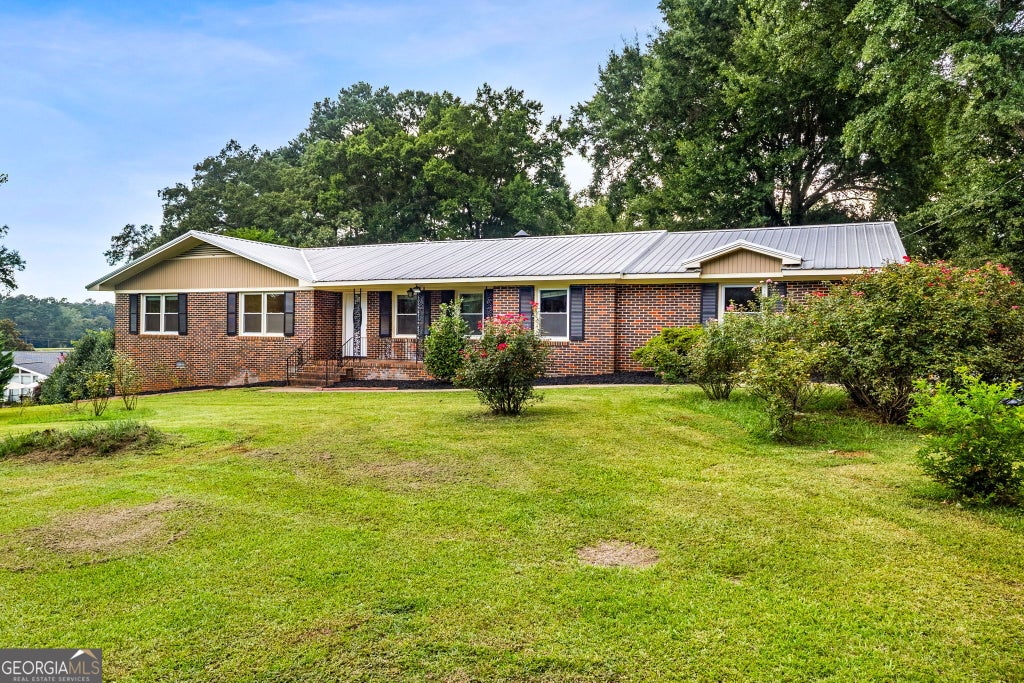 Photo of 134 Ellen Hand Circle, Cedartown, GA 30125 (MLS # 10809570)