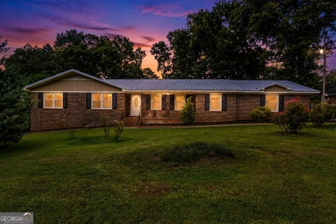 Photo of 134 Ellen Hand Circle, Cedartown, GA 30125 (MLS # 10809570)