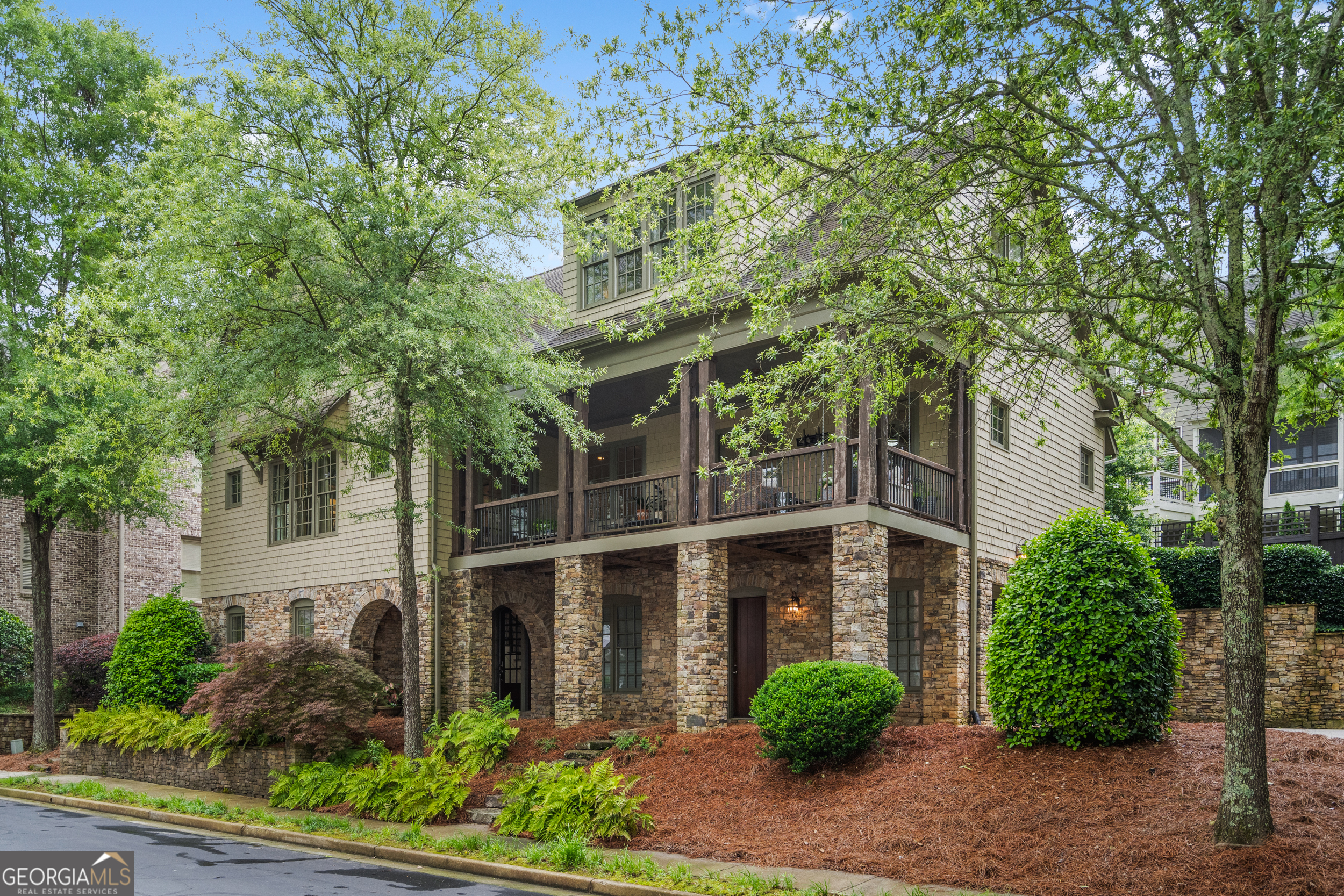 3075 Woodvale CT