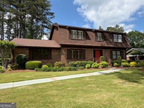 Photo of 33 Berkshire Drive NE, Rome, GA 30161 (MLS # 10477662)