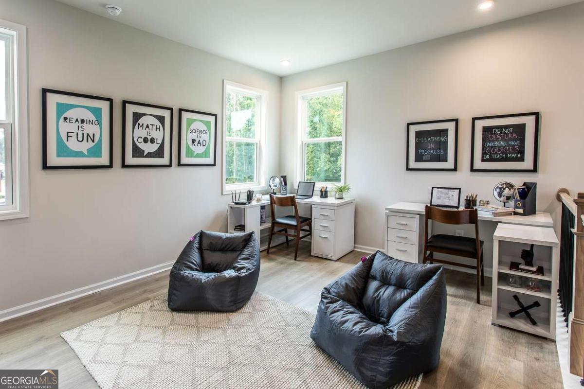 5117 Hillside Haven DR