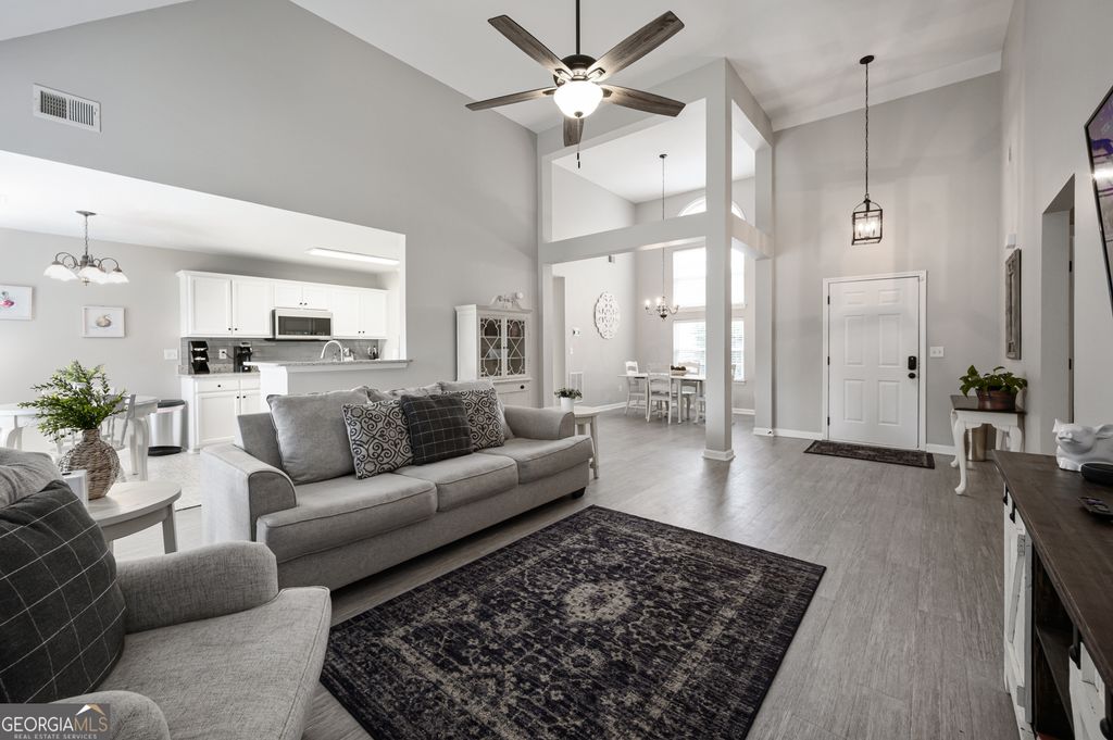 Photo of 11 Cobblestone Drive NW, Cartersville, GA 30120 (MLS # 10586538)