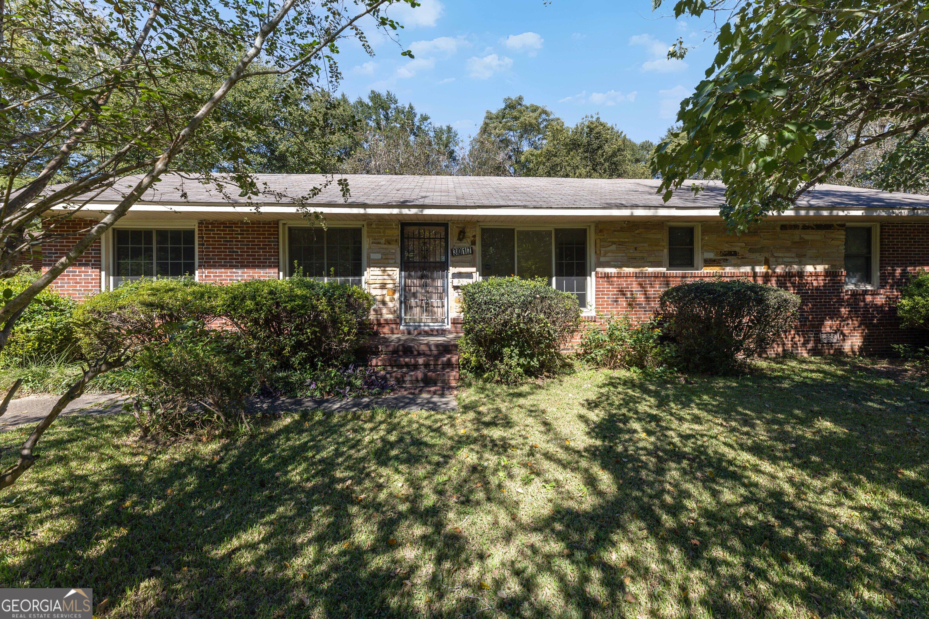 3017 Plantation RD