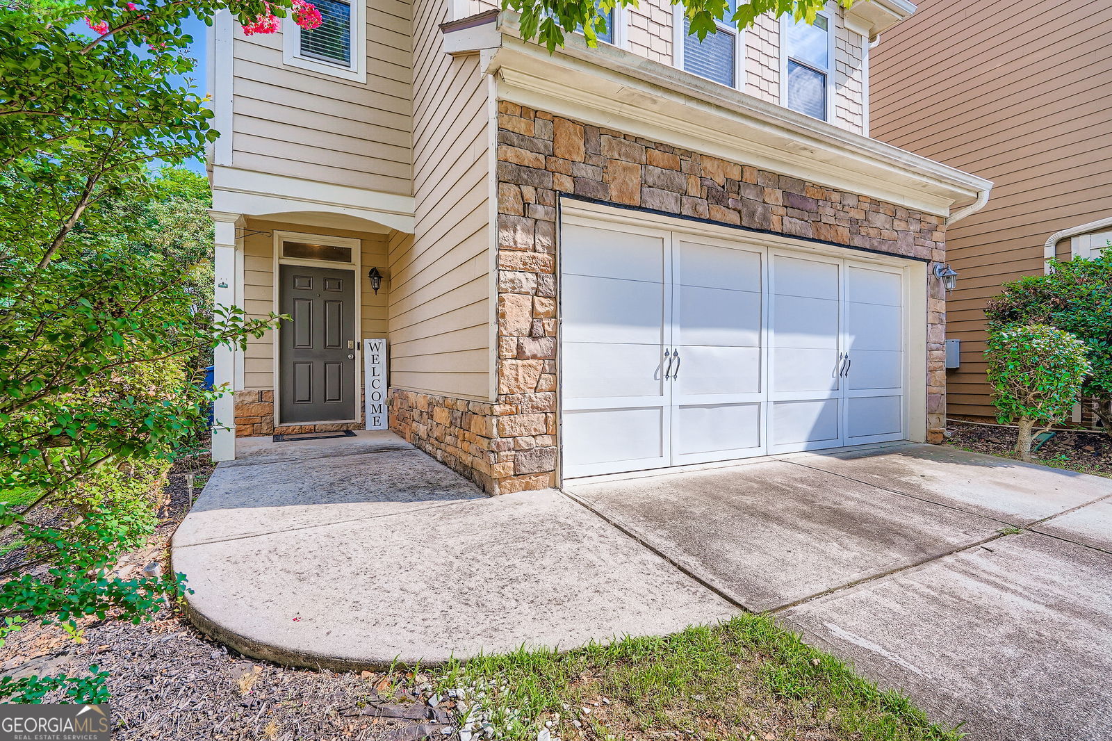 1980 Lily Valley DR