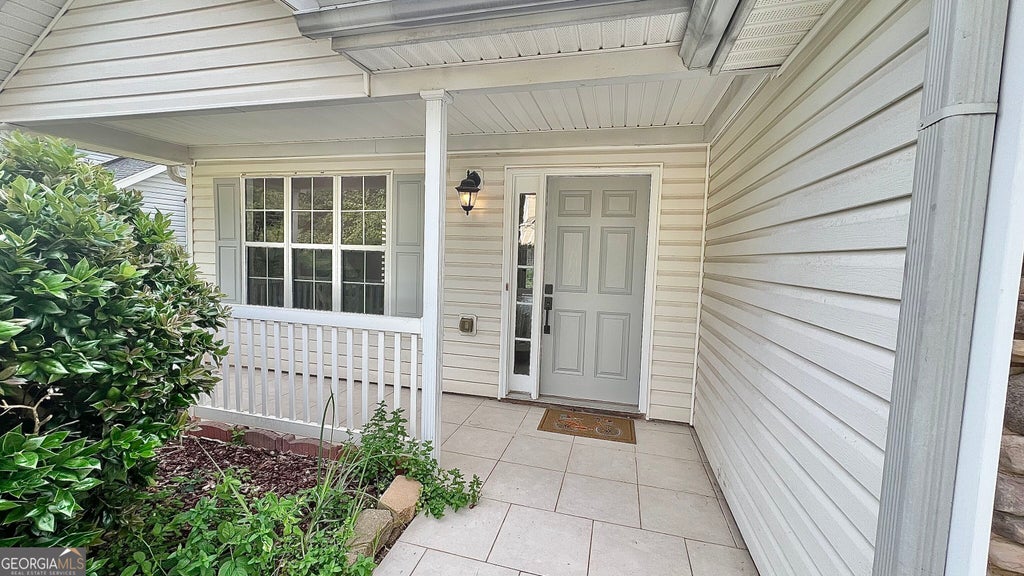 Photo of 417 Hillcrest Common, Canton, GA 30115 (MLS # 10834637)