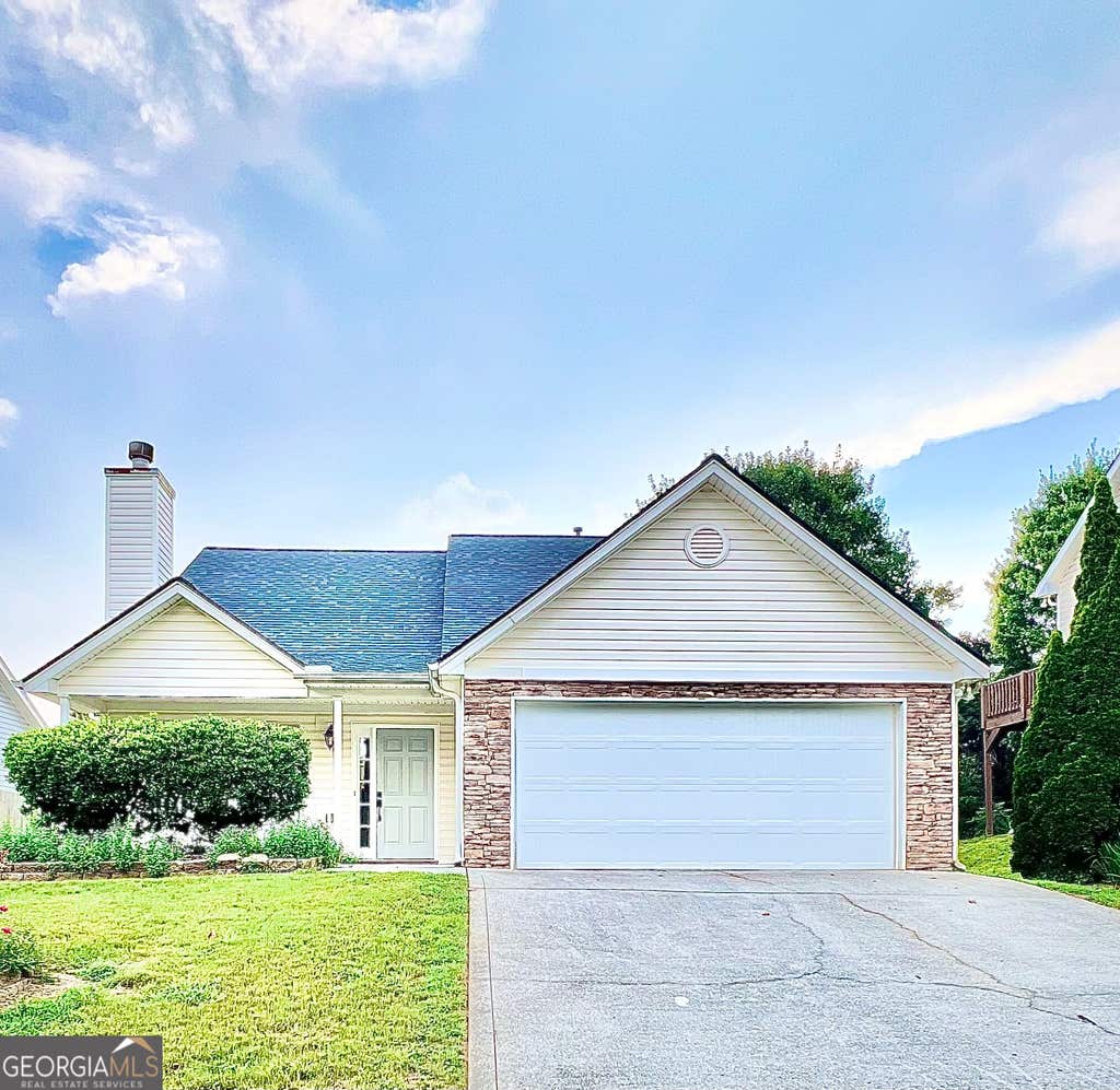 Photo of 417 Hillcrest Common, Canton, GA 30115 (MLS # 10834637)