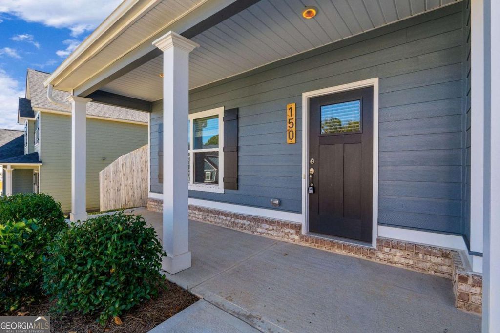 Photo of 150 Cedar Park Way, Carrollton, GA 30117 (MLS # 10631368)