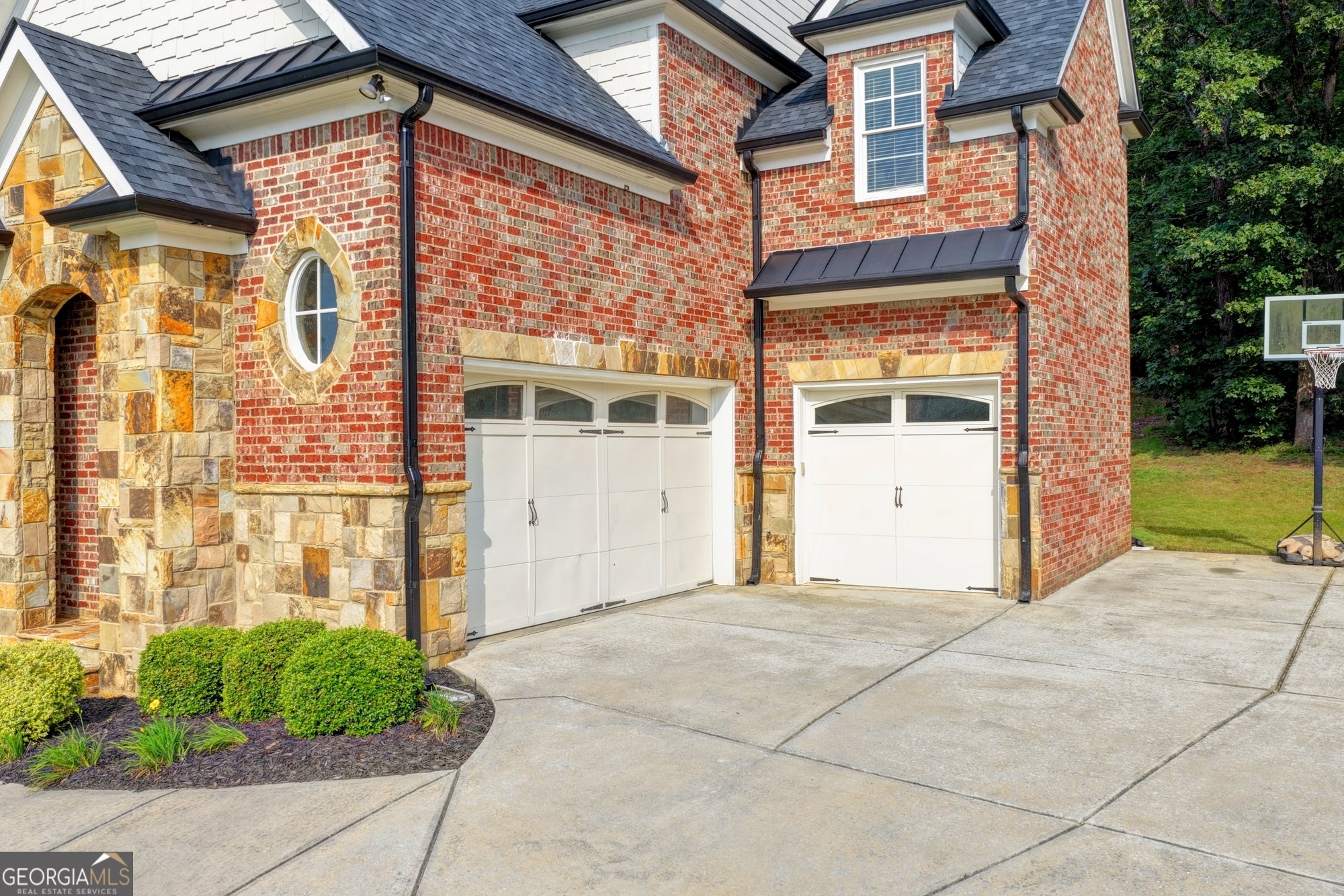 1349 Woodtrace LN