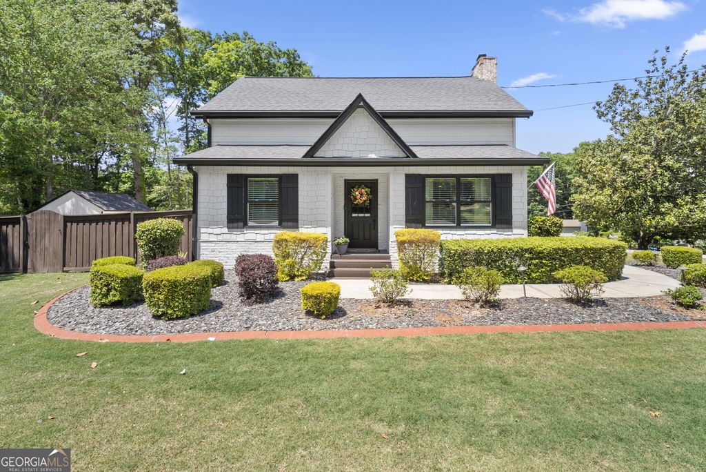 Photo of 2504 Braselton Highway, Buford, GA 30519 (MLS # 10765670)