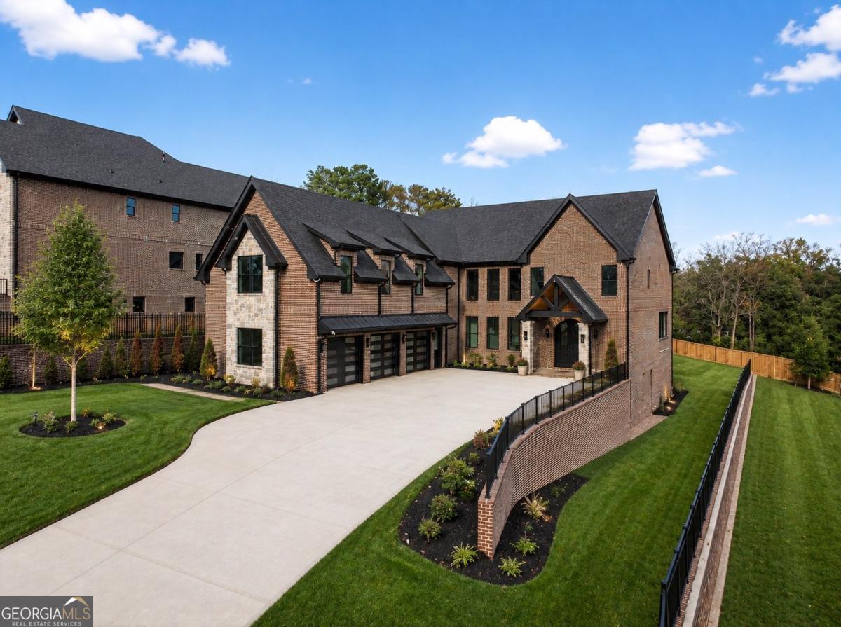 403 Thunder RD