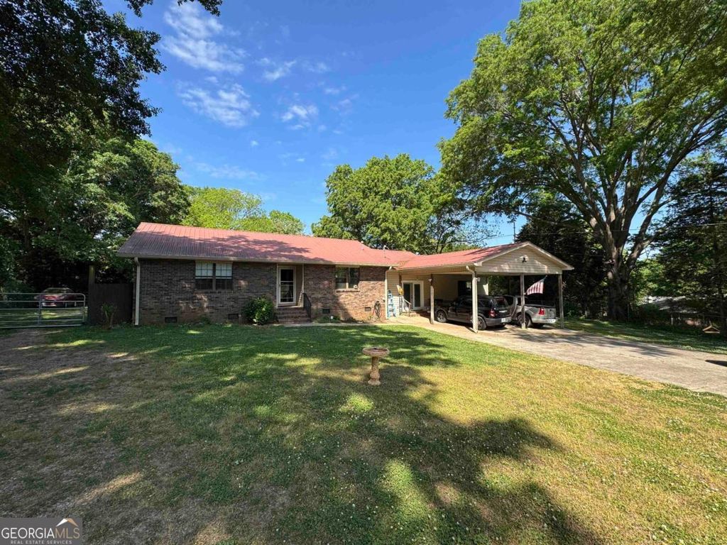 Photo of 103 Brookwood Drive, Eatonton, GA 31024 (MLS # 10735855)