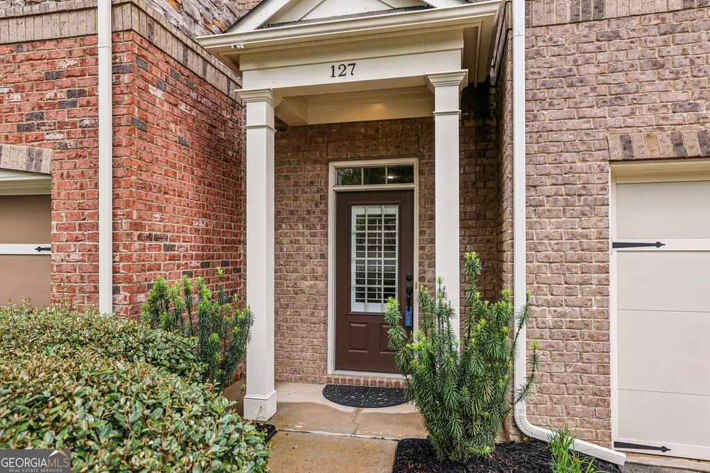 Photo of 127 Barkley Lane, Sandy Springs, GA 30328 (MLS # 10760595)