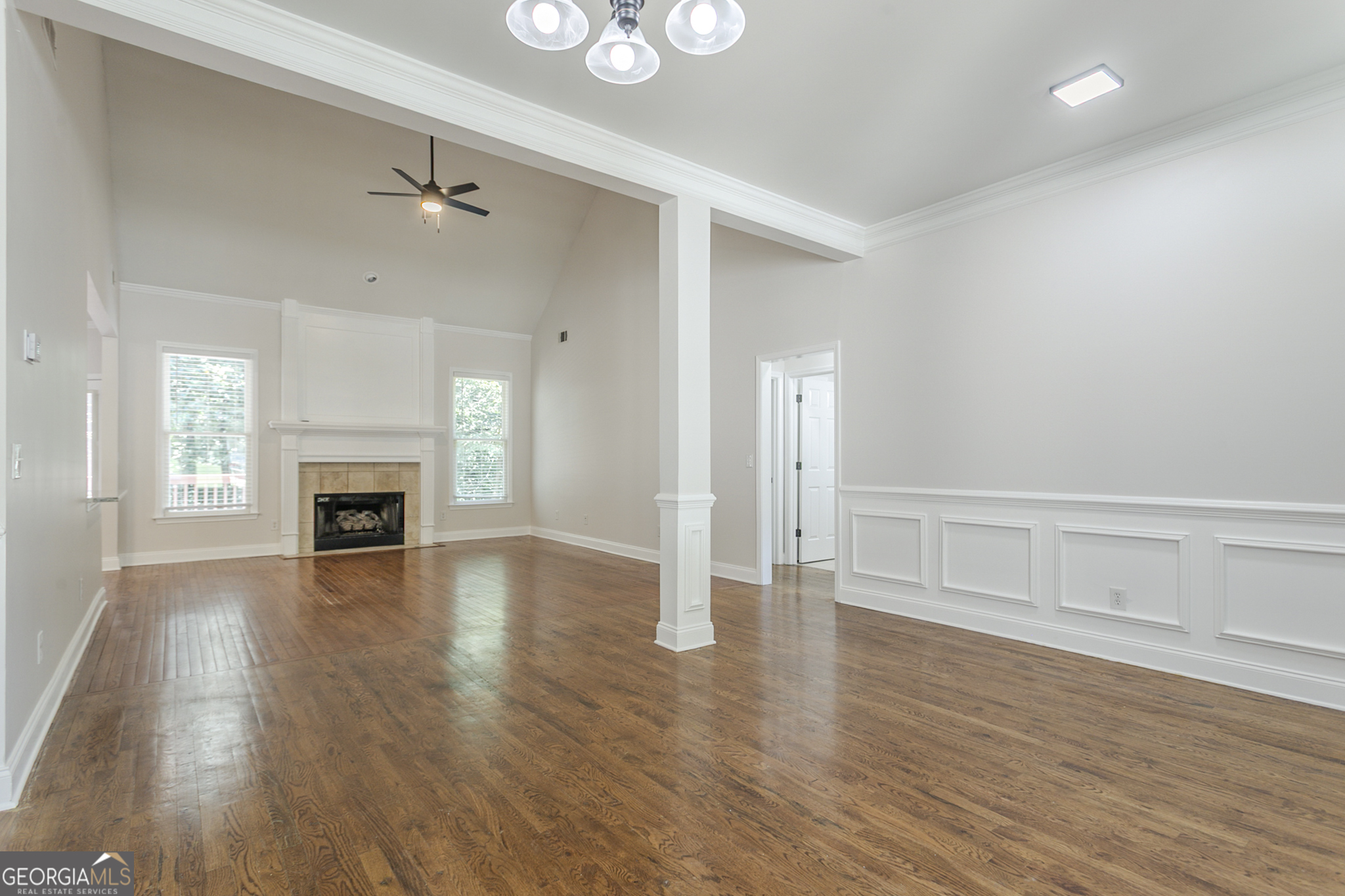 1255 Chippewa Oak DR NE
