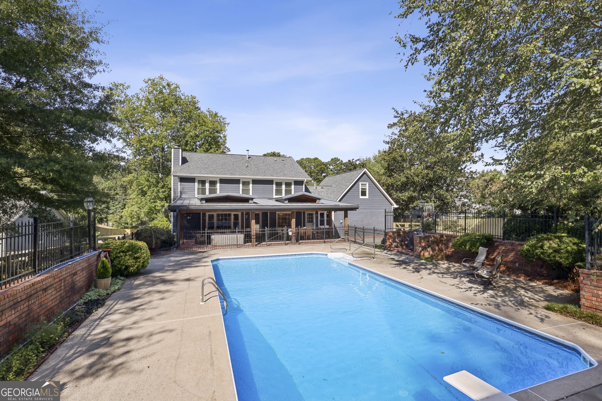 3020 Mountain TRCE NE
