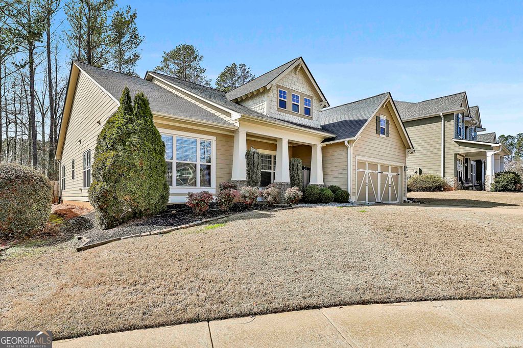 Photo of 15 Mossy Rock Court, Newnan, GA 30265 (MLS # 10696299)