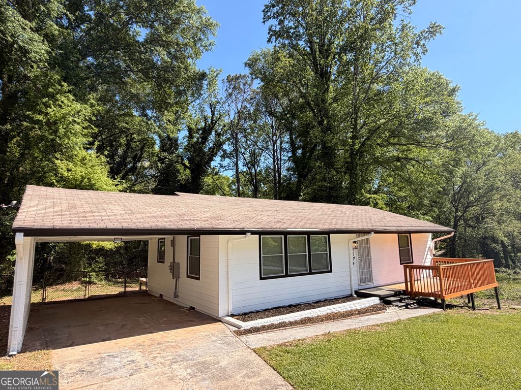 Photo of 1734 Cahoon Street SW, Atlanta, GA 30310 (MLS # 10730034)