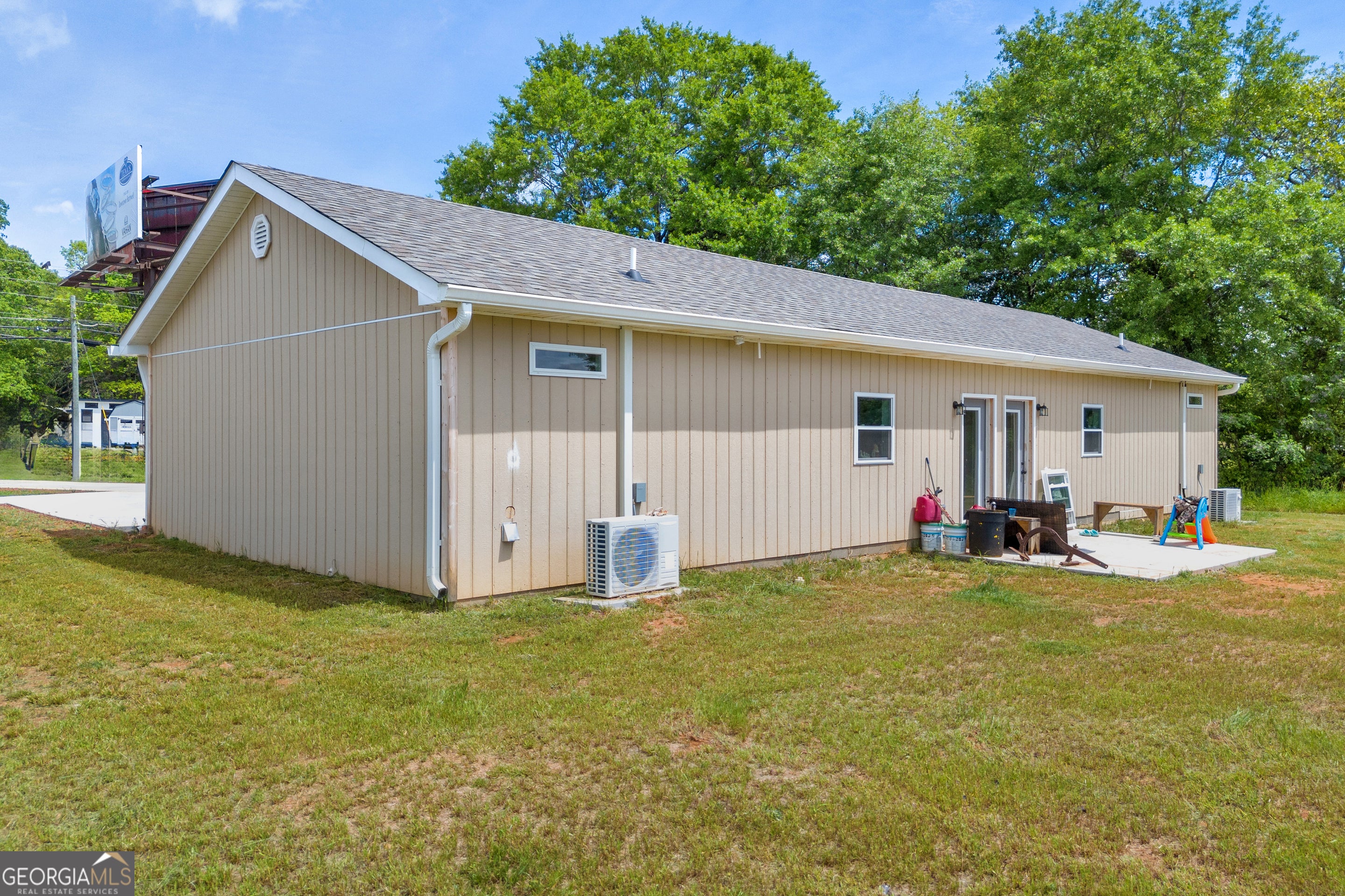 2368 Anderson HWY