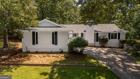 559 Honeysuckle RD Gainesville GA 30501