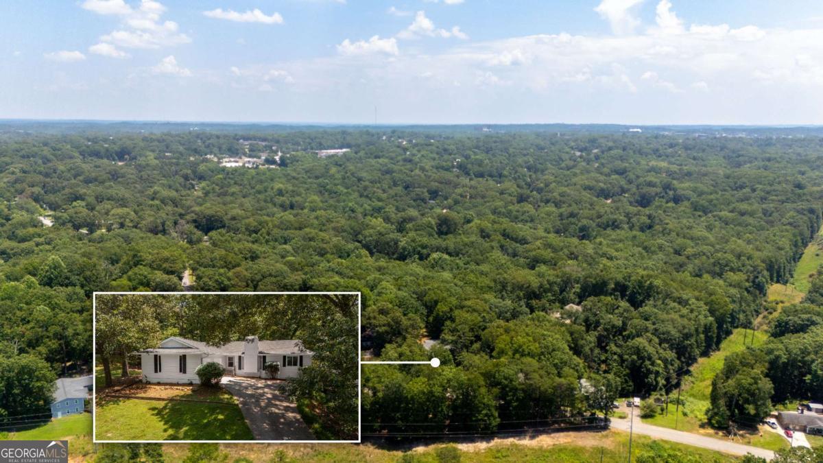559 Honeysuckle RD