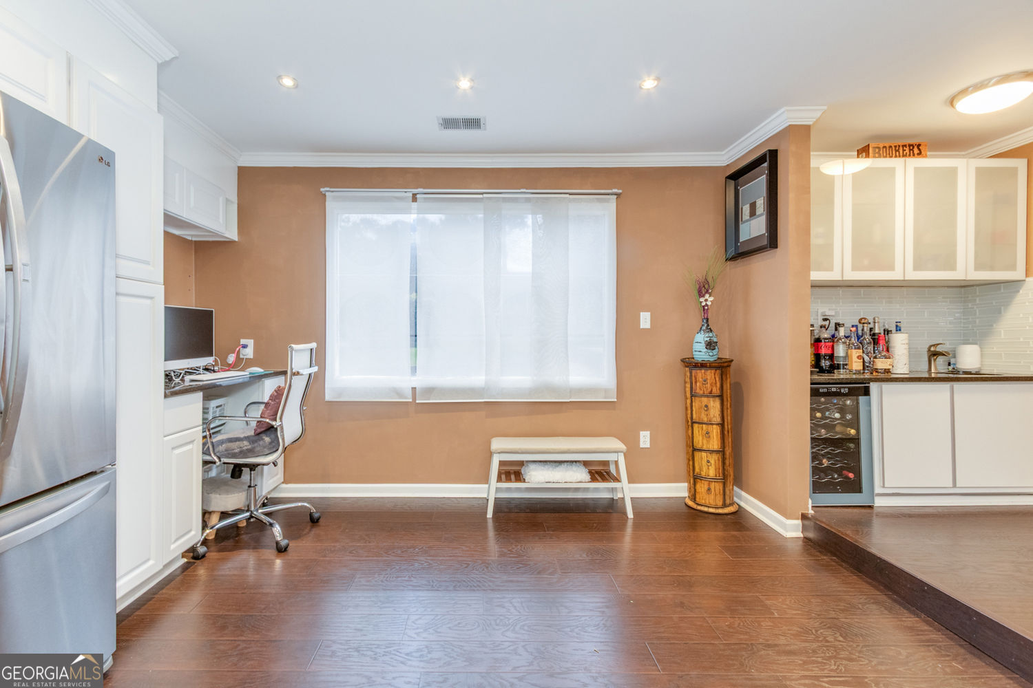 Roswell, Georgia 30076, United States, 3 Bedrooms Bedrooms, ,3 BathroomsBathrooms,Residential,Active,199996