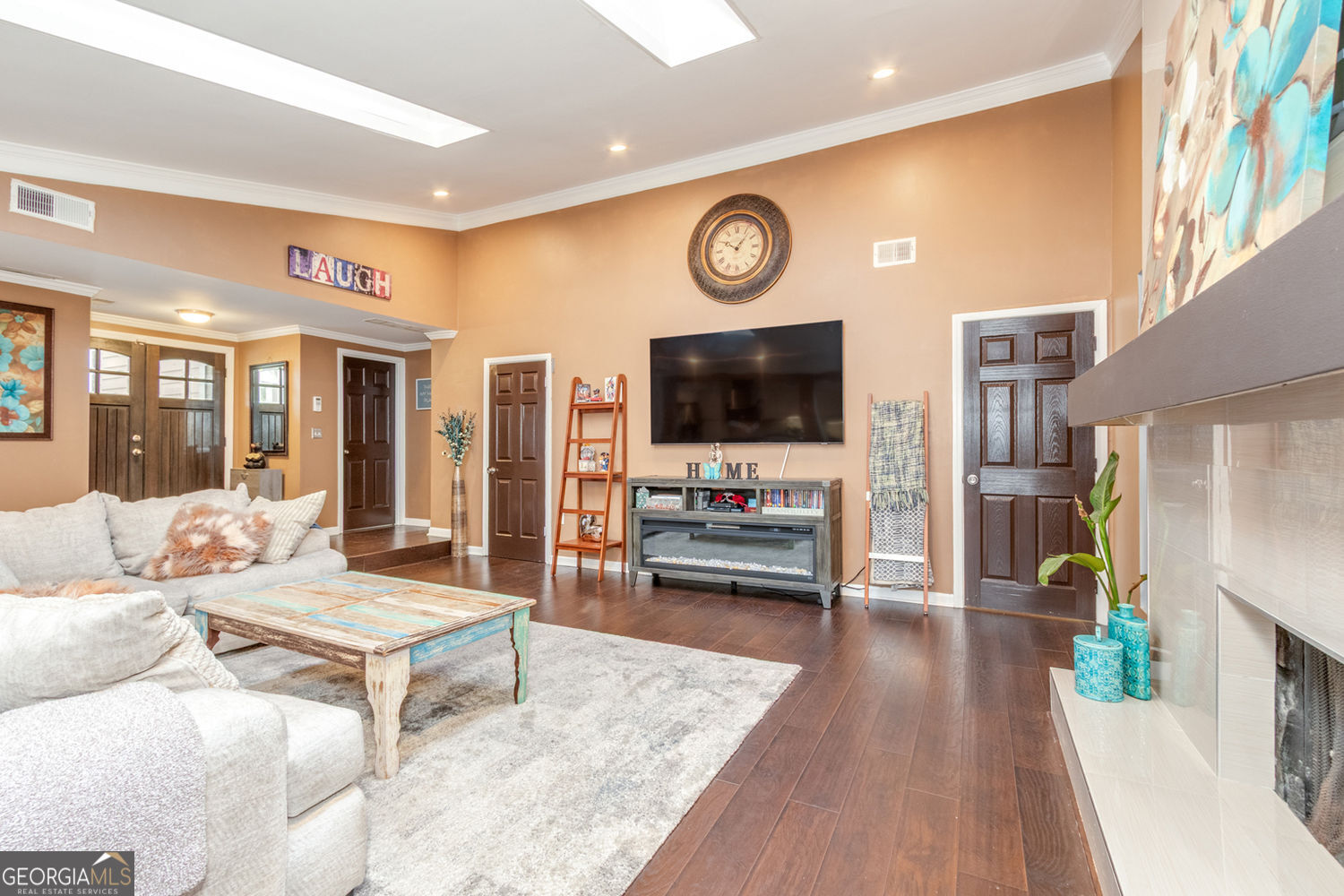 Roswell, Georgia 30076, United States, 3 Bedrooms Bedrooms, ,3 BathroomsBathrooms,Residential,Active,199996