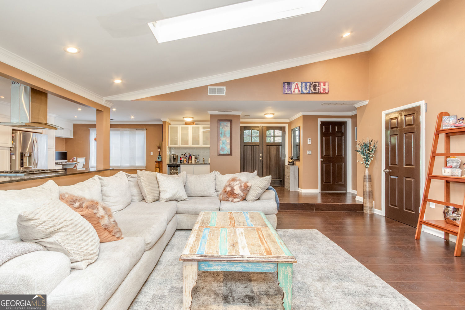 Roswell, Georgia 30076, United States, 3 Bedrooms Bedrooms, ,3 BathroomsBathrooms,Residential,Active,199996