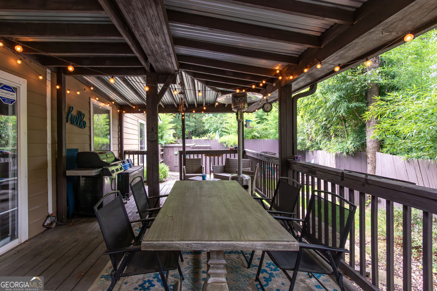 Roswell, Georgia 30076, United States, 3 Bedrooms Bedrooms, ,3 BathroomsBathrooms,Residential,Active,199996