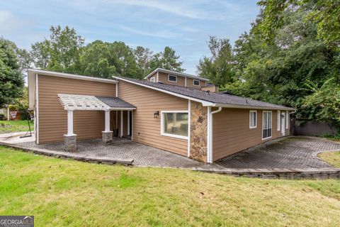 Photo of 1050 Terramont Drive, Roswell, GA 30076 (MLS # 10592865)