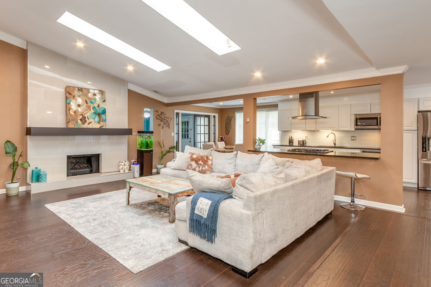 Roswell, Georgia 30076, United States, 3 Bedrooms Bedrooms, ,3 BathroomsBathrooms,Residential,Active,199996