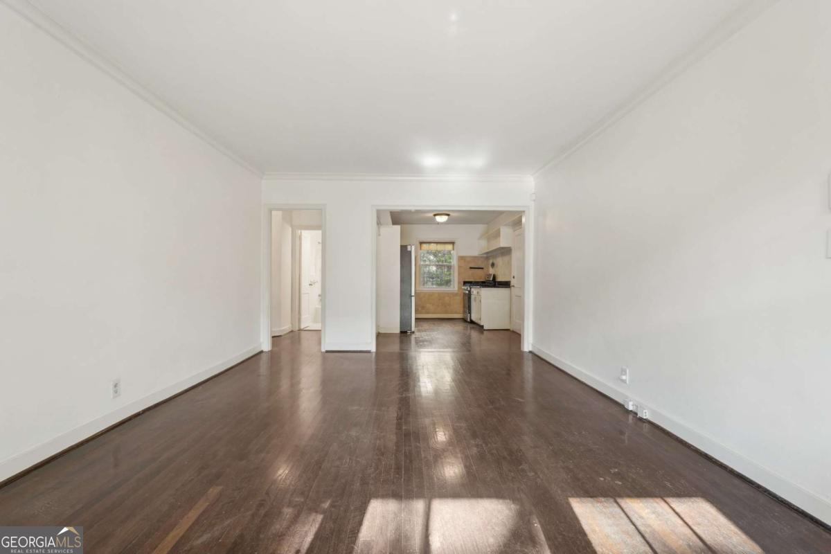 55 Delmont DR NE D1