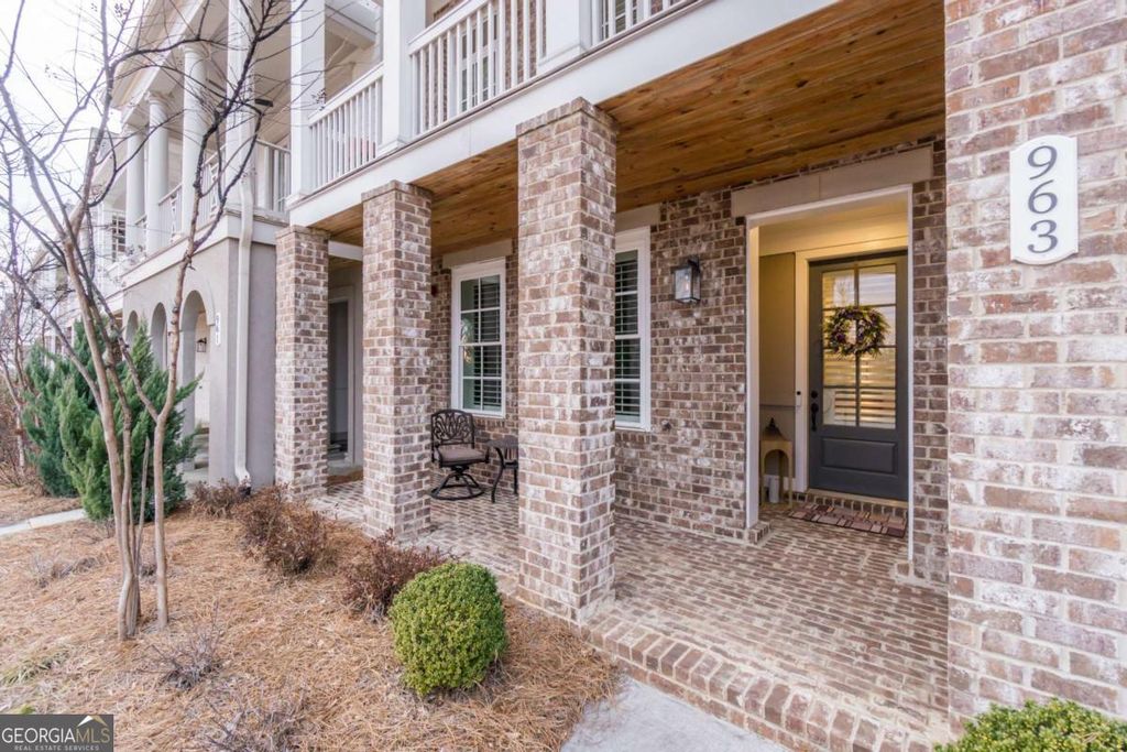Photo of 963 South on main Drive, Woodstock, GA 30188 (MLS # 10778784)