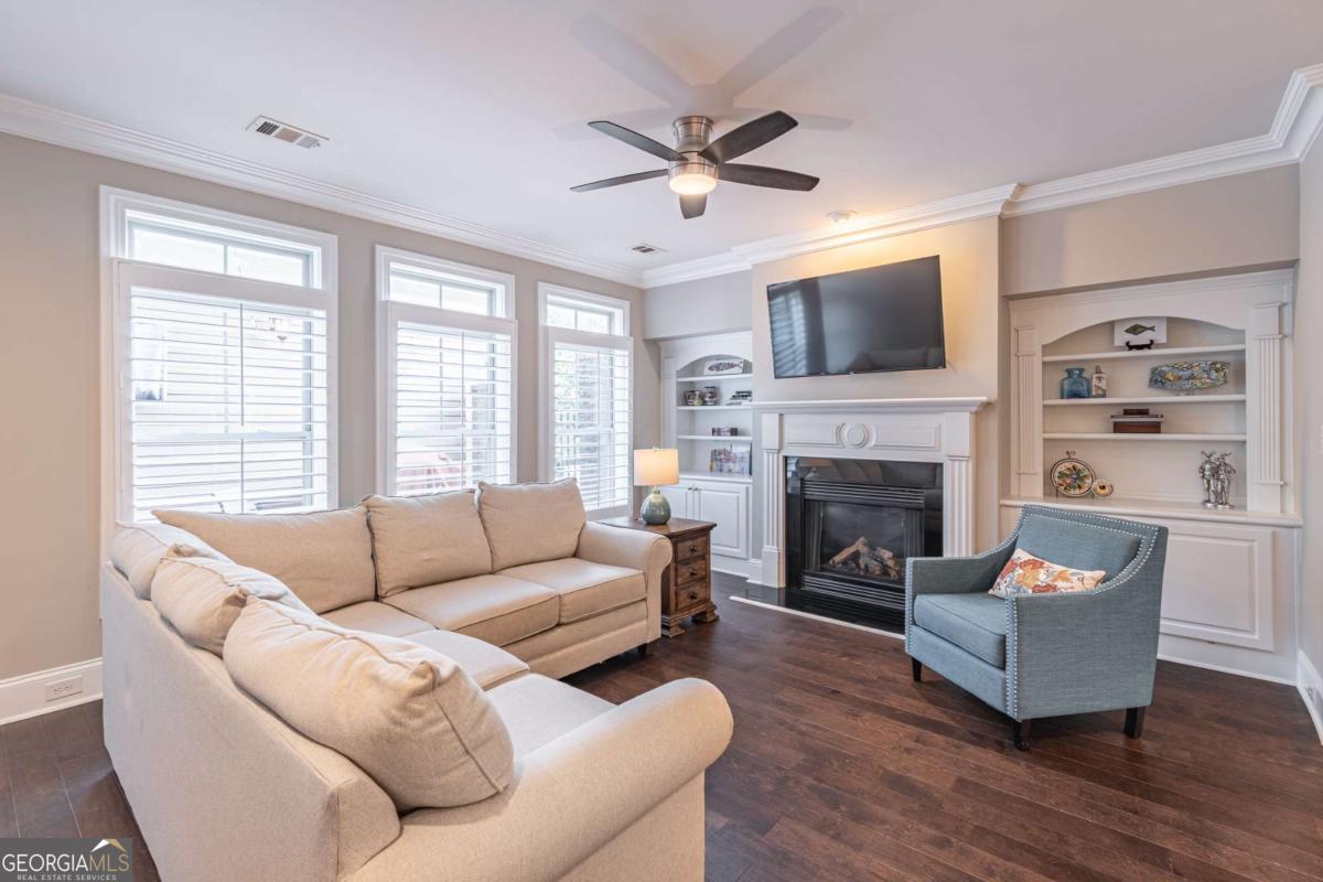 4166 Baverton DR