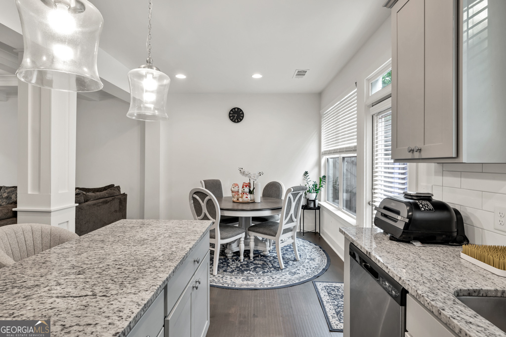 Townes of Auburn - Residential