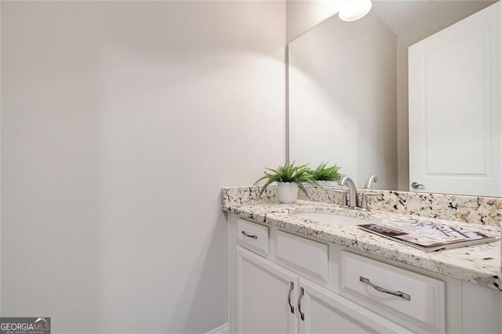 6045 Overlook Club CIR