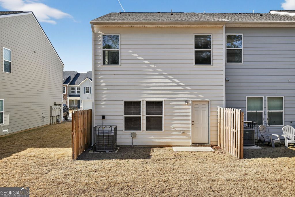 Photo of 110 Village Green Drive NW, Adairsville, GA 30103 (MLS # 10660319)